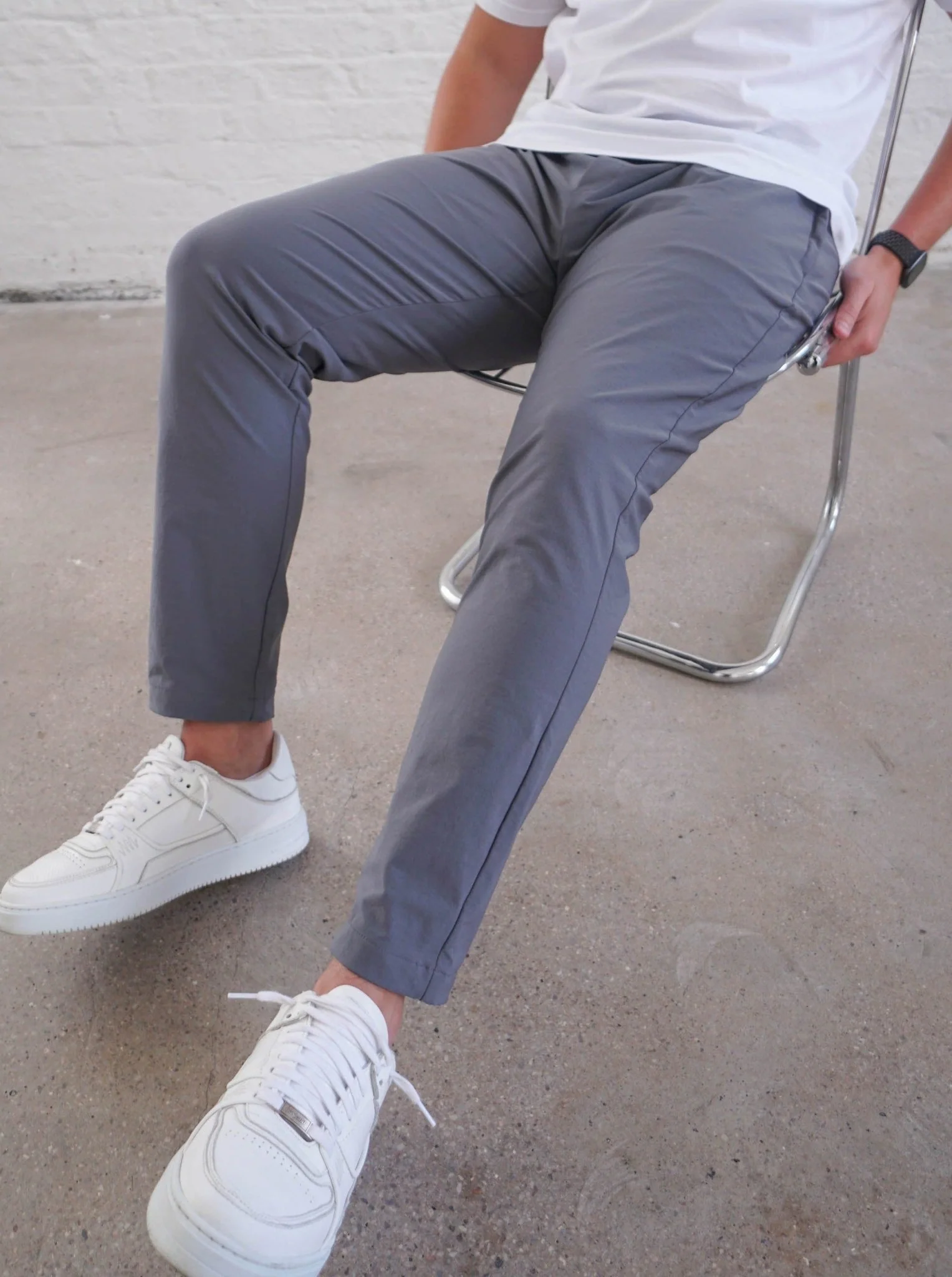 Everyday Pant In Charcoal - Image 6