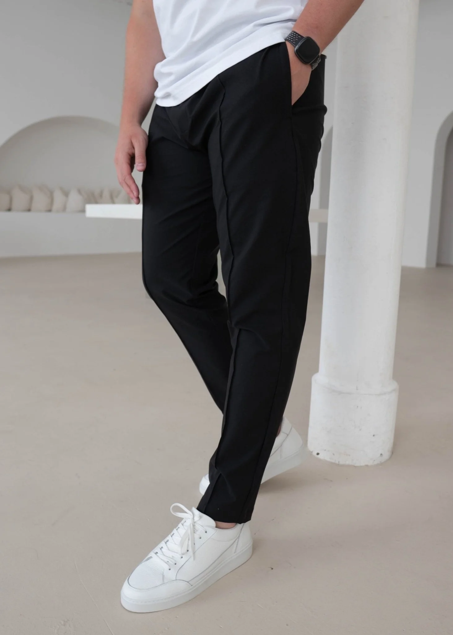 Smart Pleat Trouser In Black - Image 5
