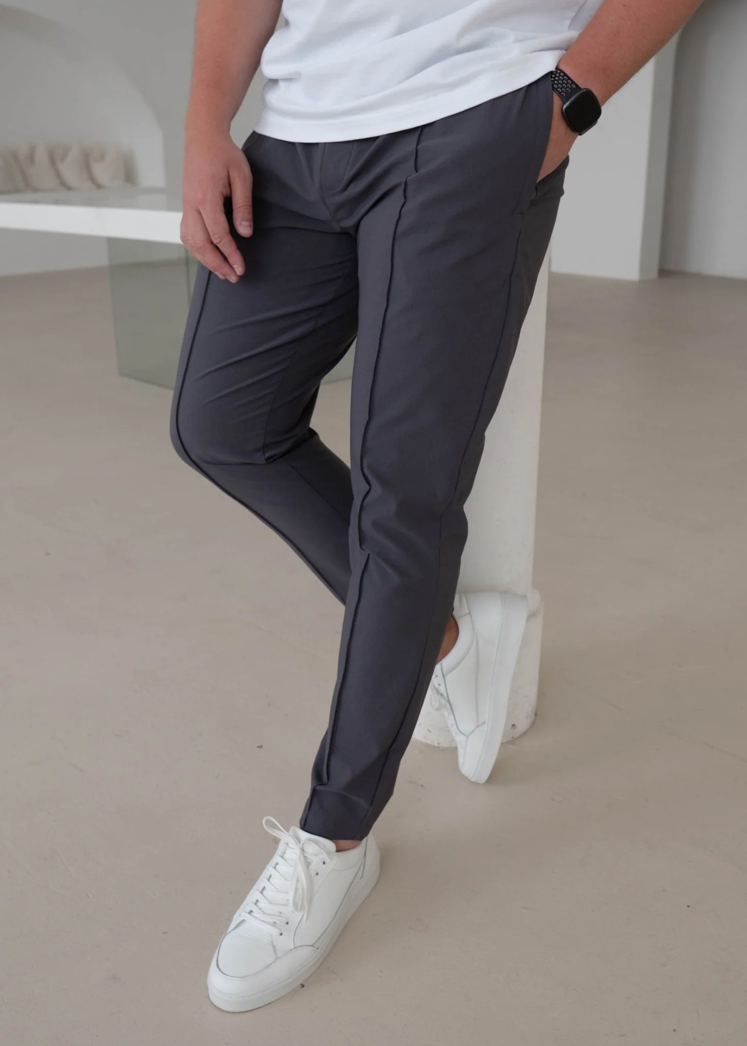 Smart Pleat Trouser In Charcoal - Image 6