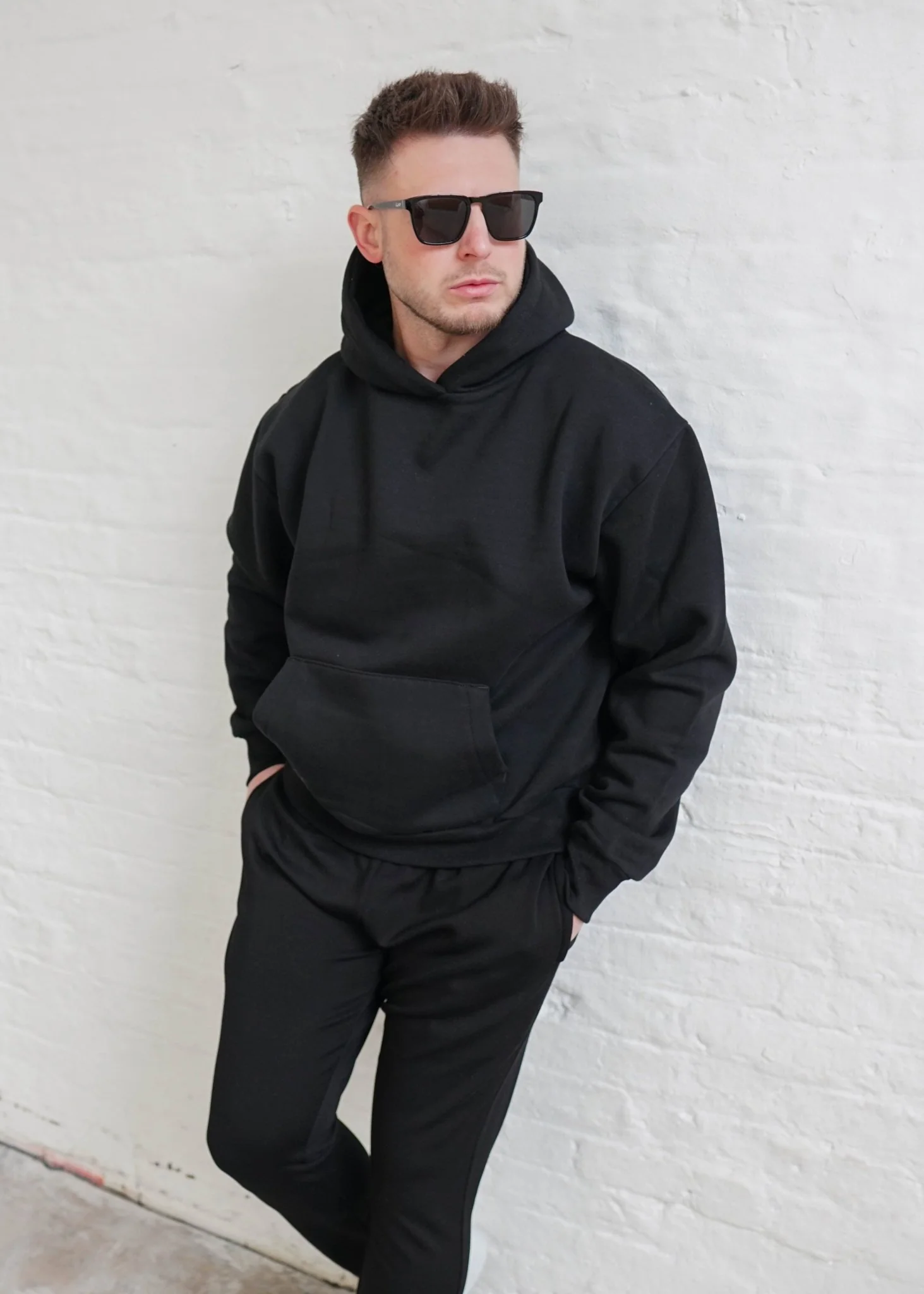 Premium Relaxed Hoodie In Black - Image 3