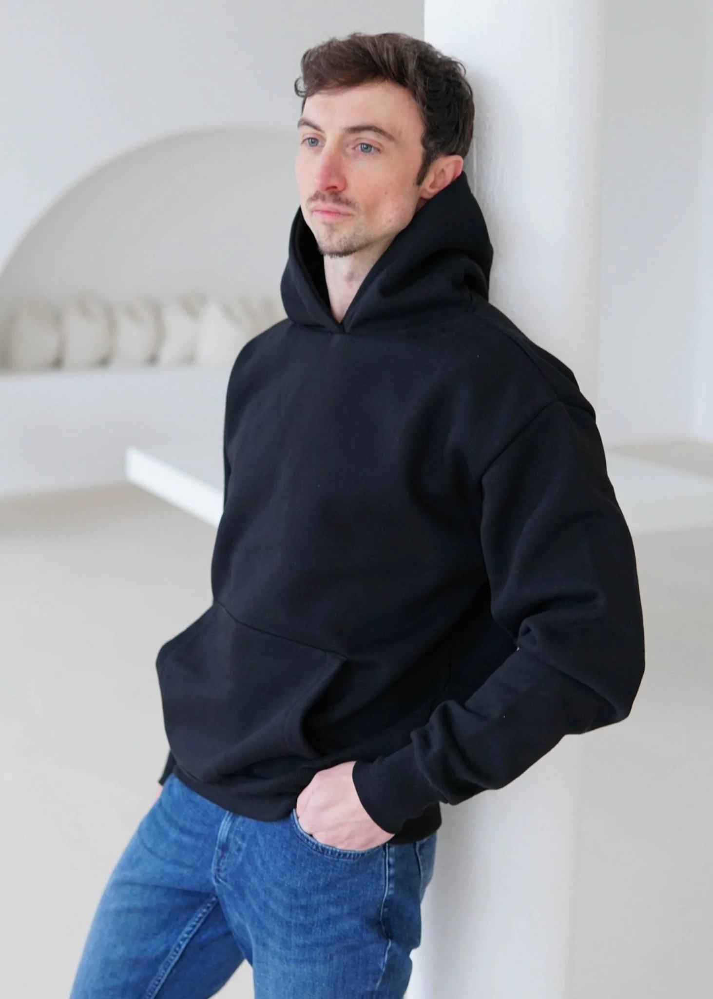 Premium Relaxed Hoodie In Black - Image 7
