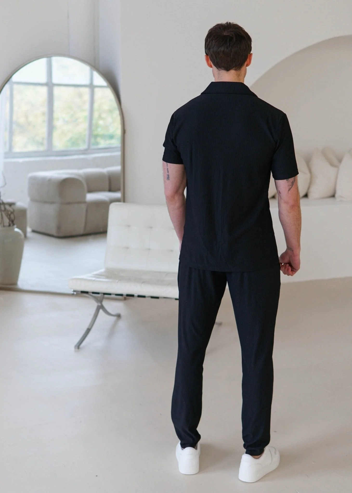 Ribbed Shirt In Black - Image 6