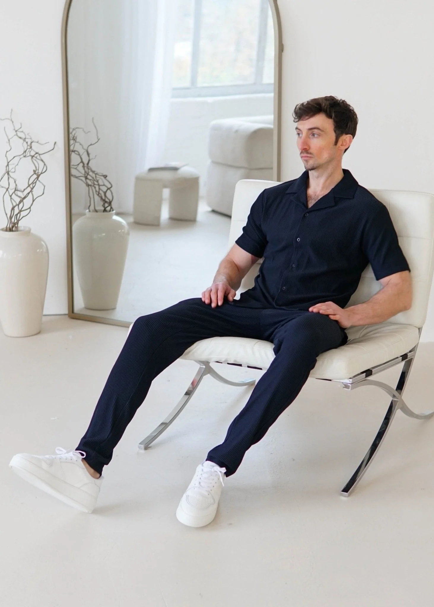 Ribbed Shirt In Navy - Image 10