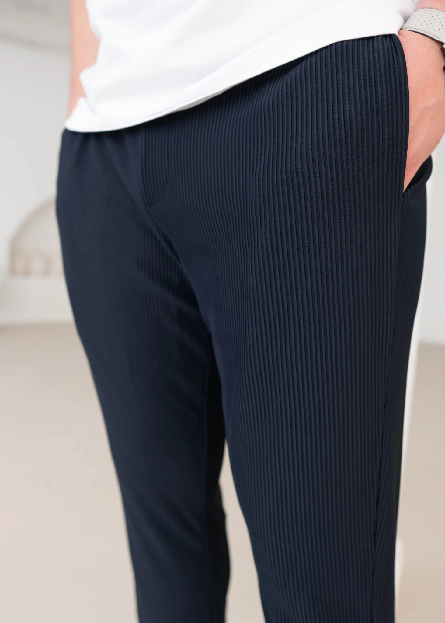 Ribbed Trouser In Navy - Image 3