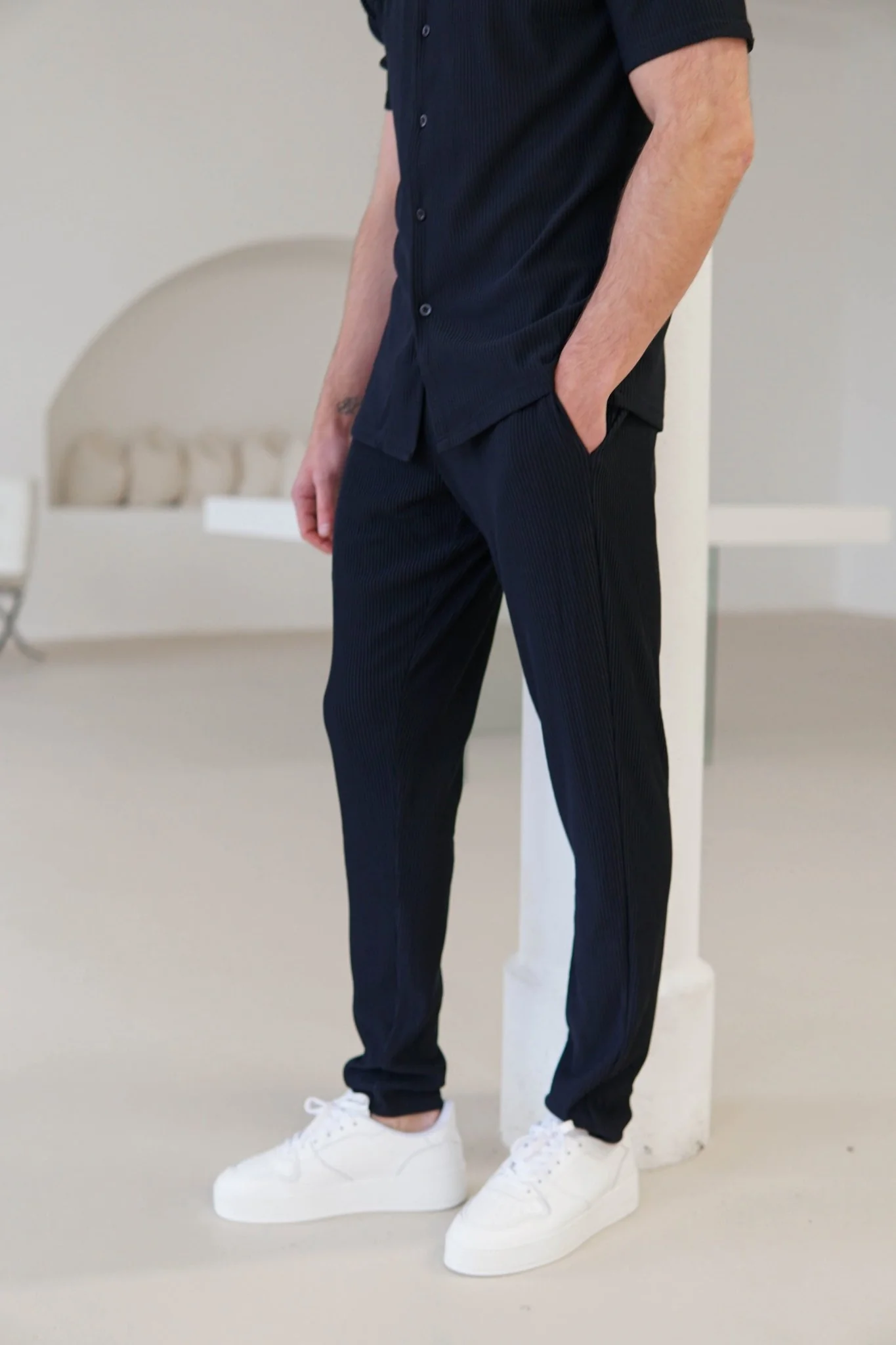 Ribbed Trouser In Navy - Image 5