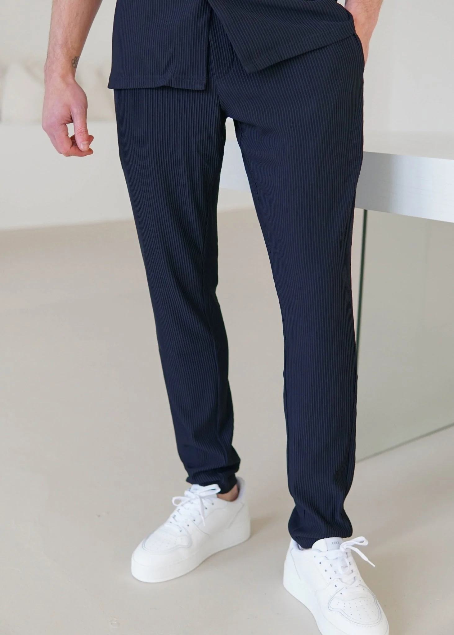 Ribbed Trouser In Navy - Image 7