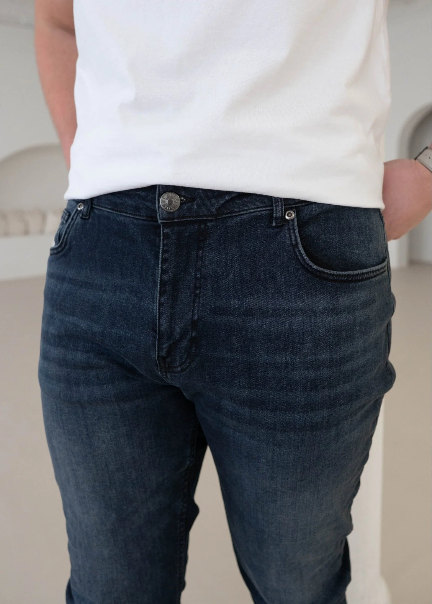 Slim Comfort Jeans In Midnight Dark Blue - Image 4