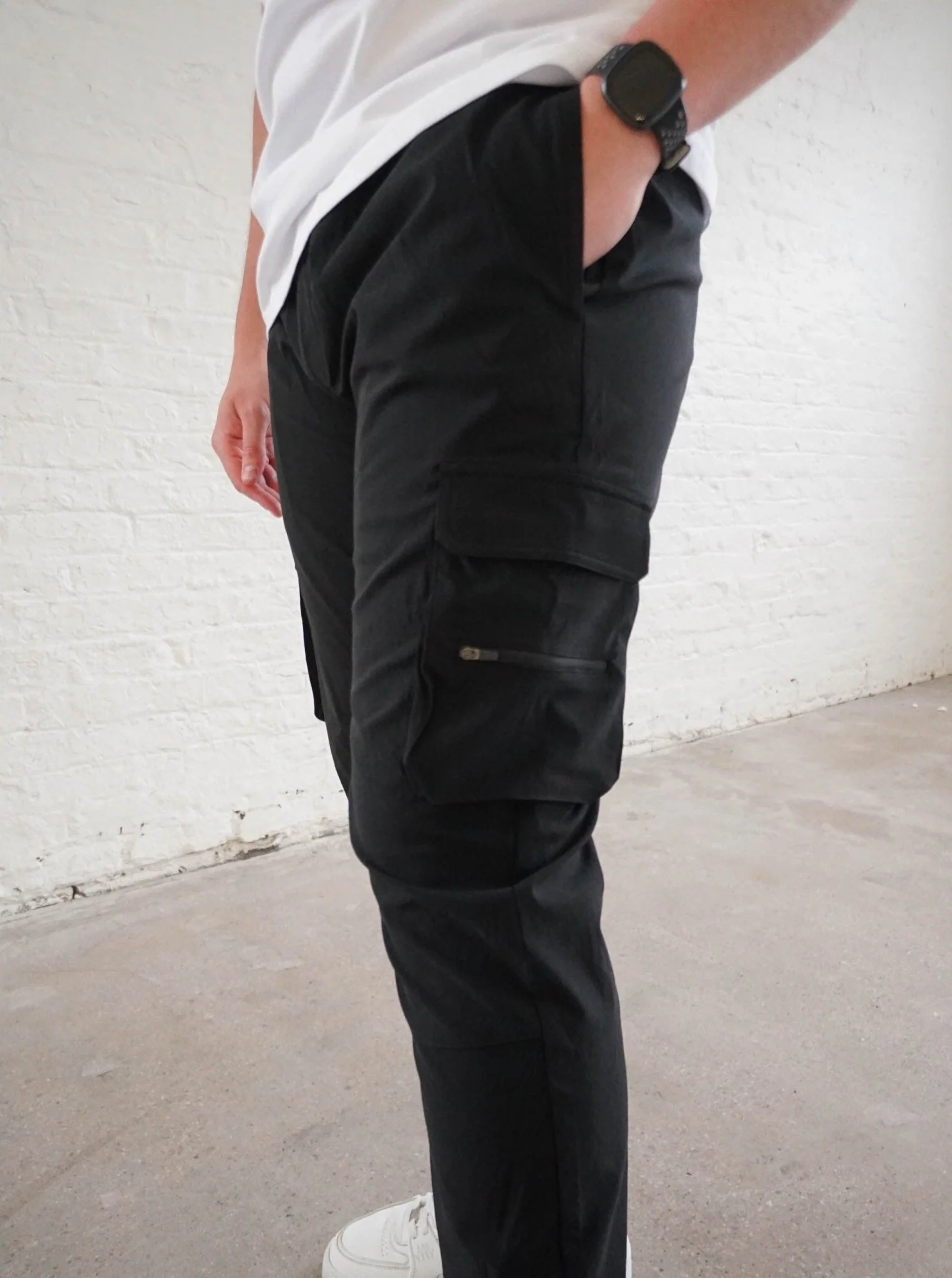 Tech Stretch Cargo Pant In Black - Image 9