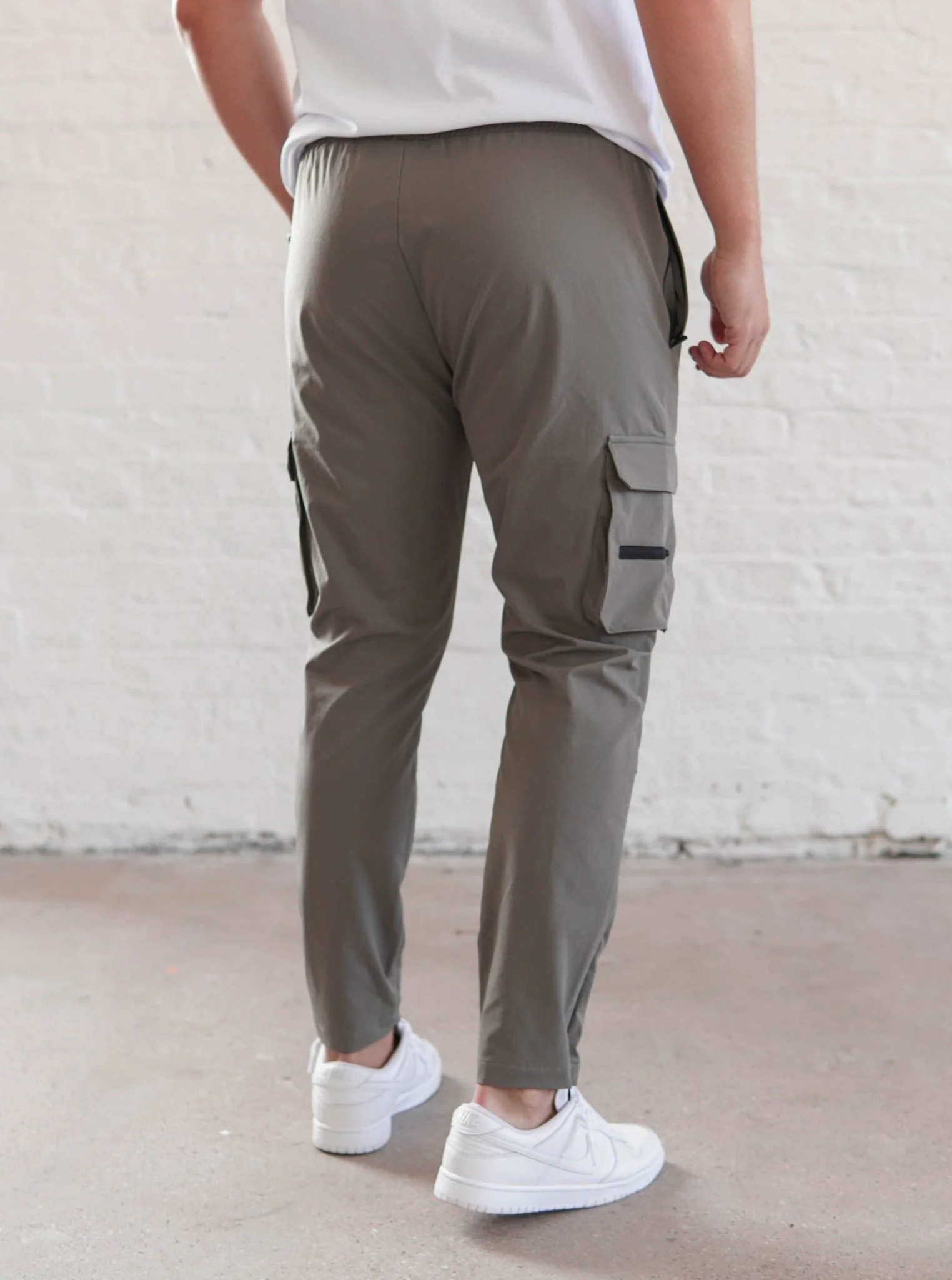 Tech Stretch Cargo Pant In Olive - Image 11