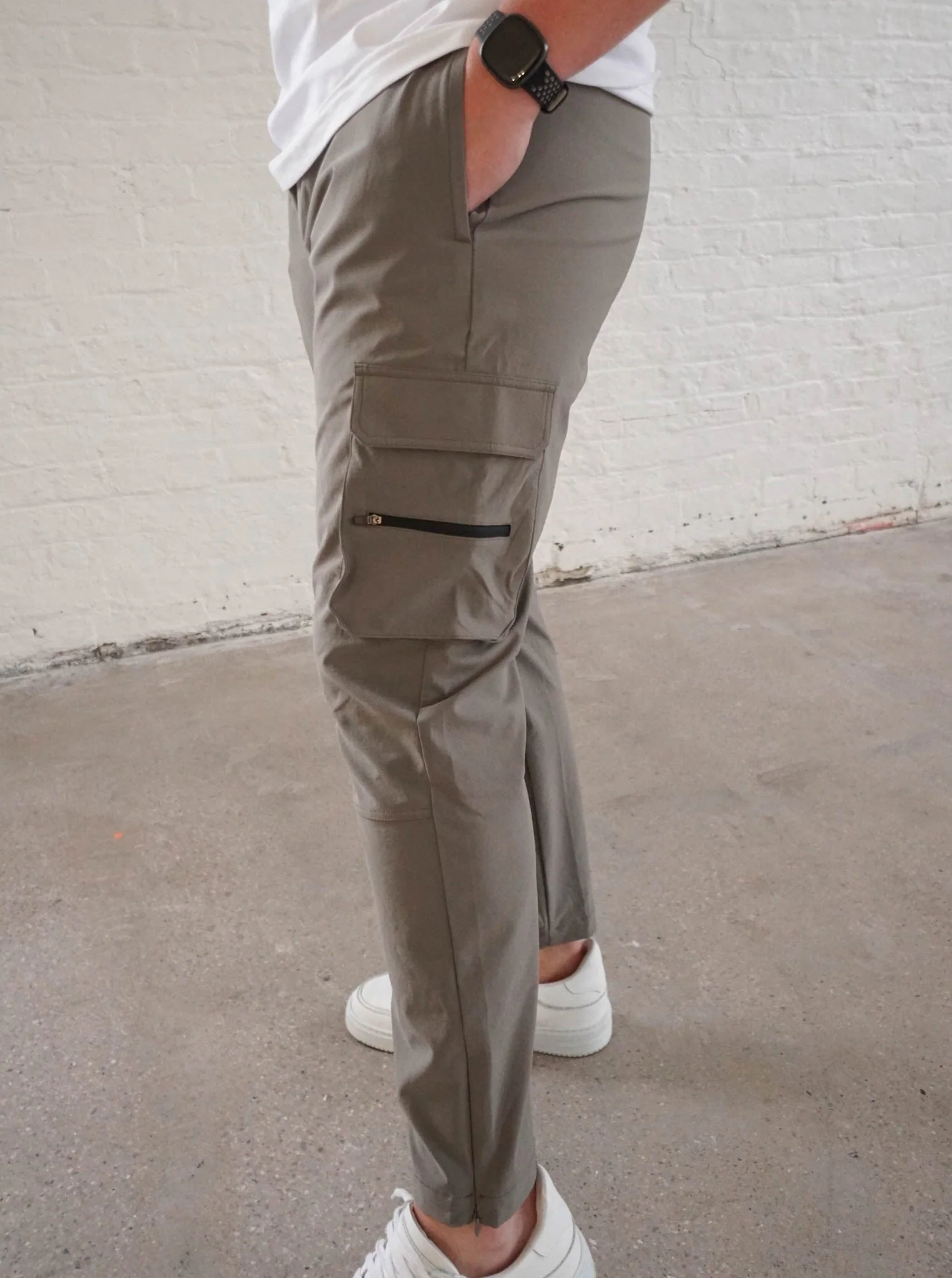 Tech Stretch Cargo Pant In Olive - Image 6